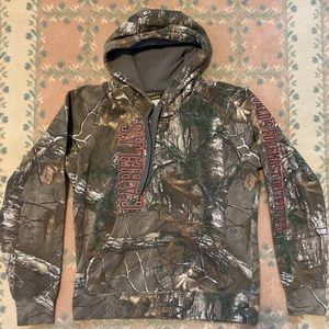 Cabela’s camo hoodie
